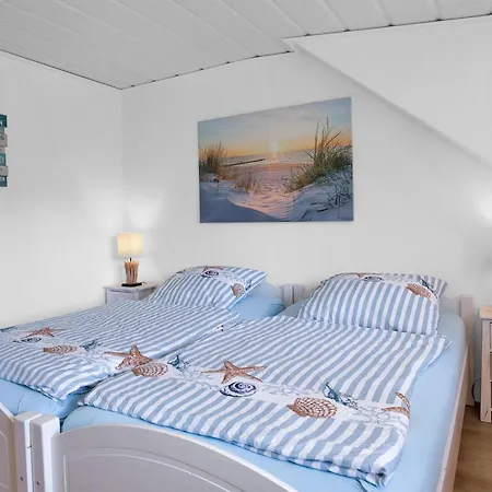 Holiday home Deichhaus Kuestenwind-4 By Interhome *