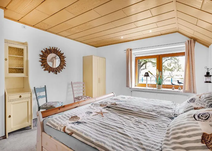 Deichhaus Kuestenwind-4 By Interhome Tatil Evi *